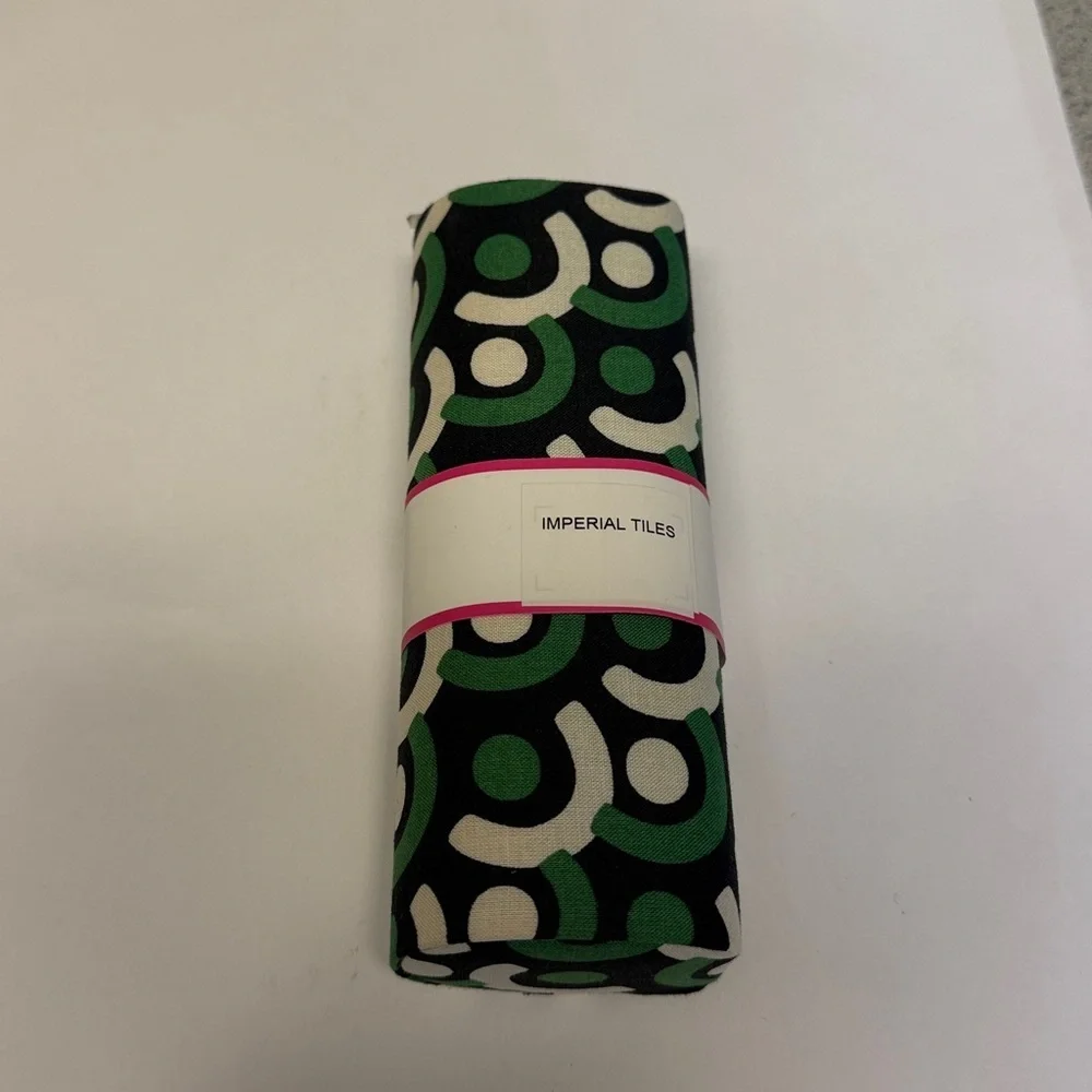 NWT Vera Bradley Imperial Tiles Black and Green Patterned Optical Case